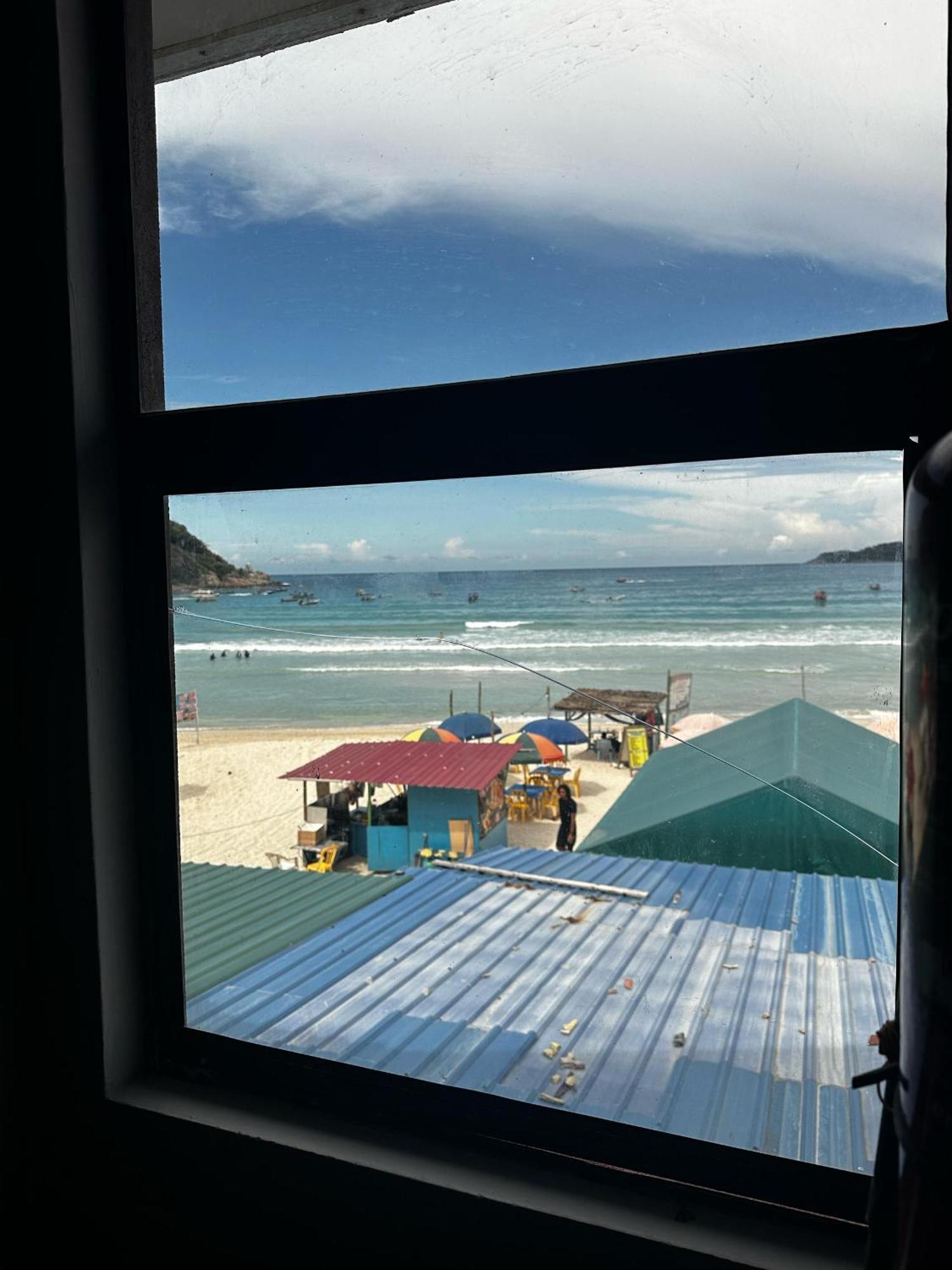 The Room Perhentian - Long Beach Kampung Kuala Besut Exterior photo